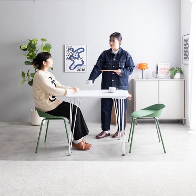 ダイニングテーブル