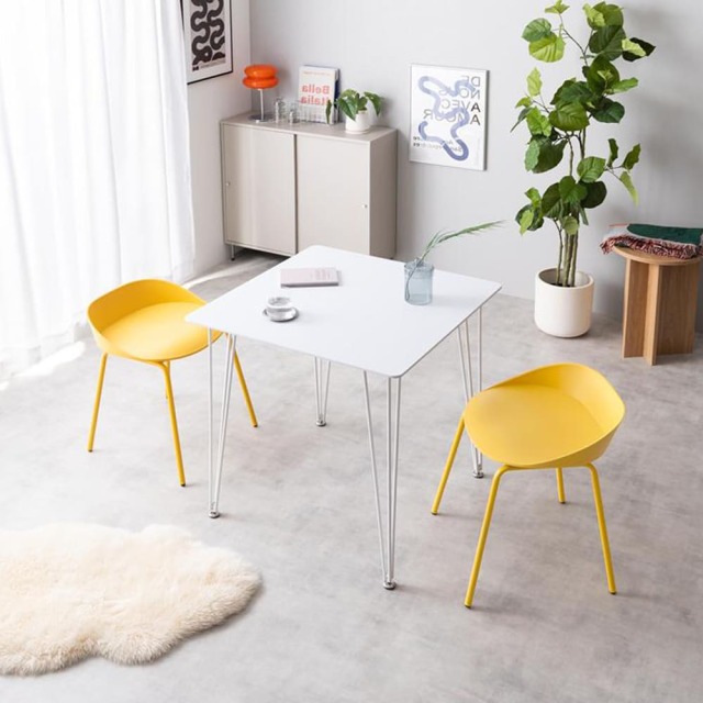 ダイニングテーブル