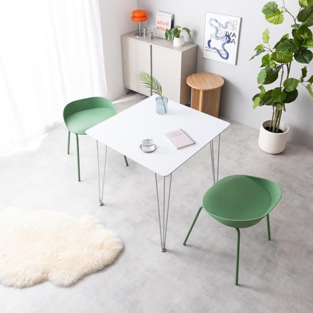 ダイニングテーブル