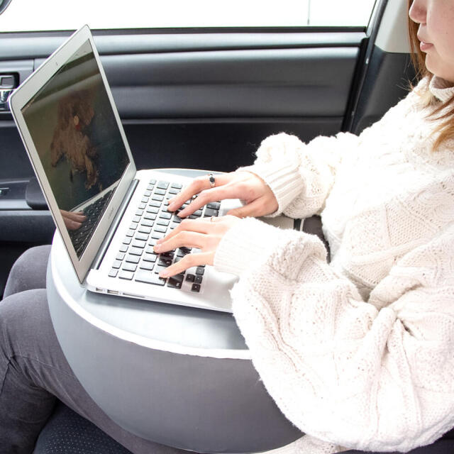 テーブルクッション