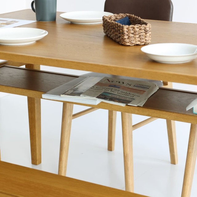 ダイニングテーブル