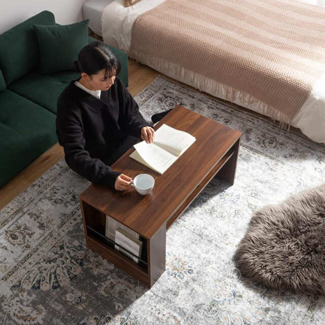 テーブル