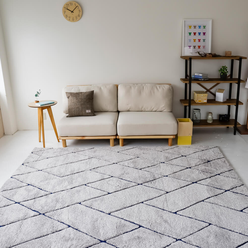 Runon（ルノン） 幾何学柄ラグマット