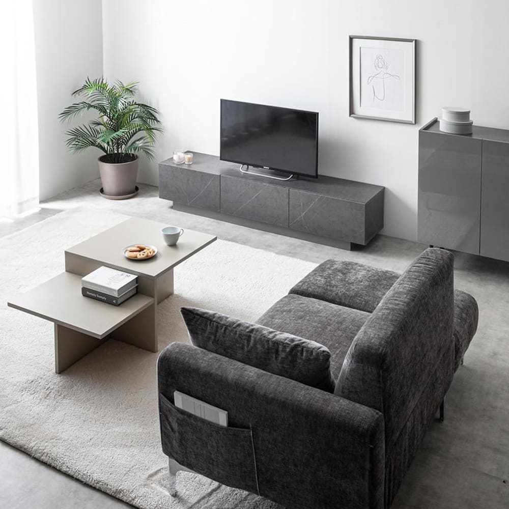 ウォルナット材のローボード