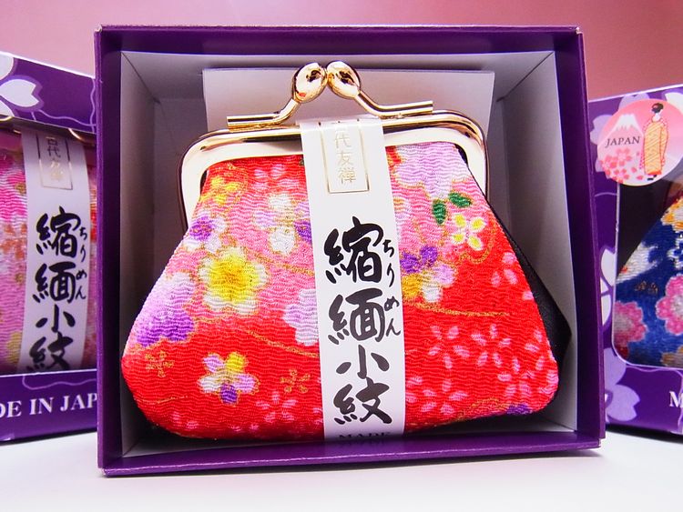 【日本のおみやげ】◆縮緬小紋2寸通しマチ【化粧箱入】【色/柄はアソートとなります。】