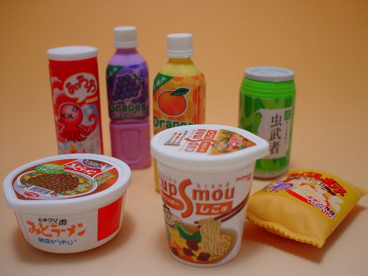 【日本のおみやげ】◆おもしろ消しゴム【コンビニ】ブリスターパック