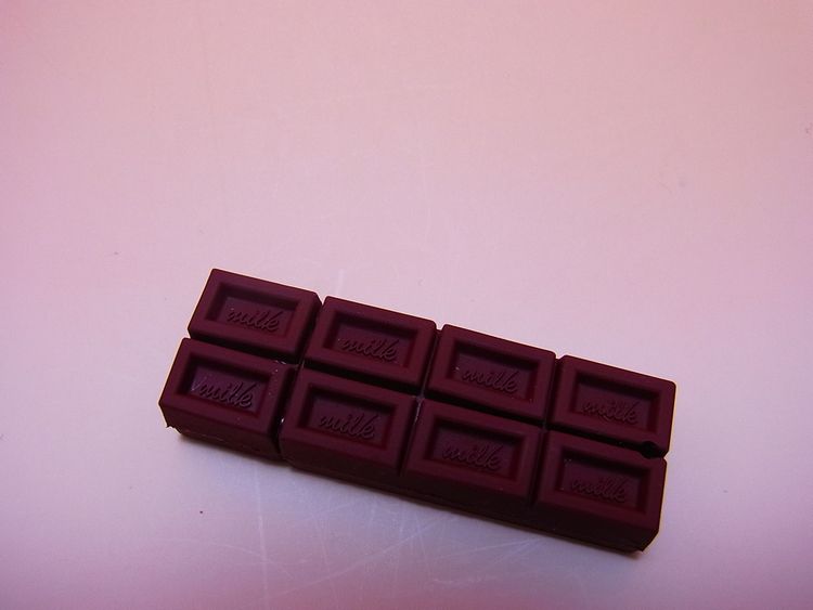 【日本のおみやげ】◆本物そっくりUSBメモリ【板チョコ/ギフトBOX付】8GB食べ物シリーズ