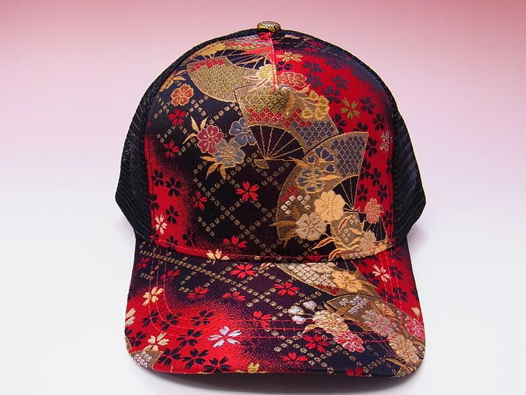 【日本のおみやげ】◆和風キャップ【金襴扇面華ぼかし/赤】メッシュタイプ