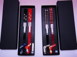 【日本のおみやげ】◆日本のお箸「最高級品」【和紙箸置付】若狭塗・創作箸2膳セット（黒貼箱入）