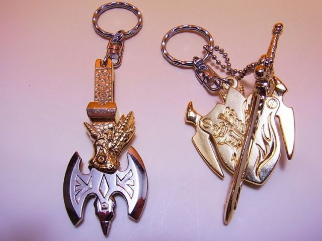 日本のおみやげ】◇キーホルダ（西洋剣型）2個セット