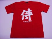 【ホームステイおみやげ】【日本土産】（漢字・和柄）◆和風Tシャツ【侍】子供用（100cm～150cm）赤地