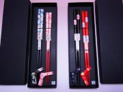 【日本のおみやげ】◆日本のお箸「最高級品」【和紙箸置付】若狭塗・創作箸2膳セット（黒貼箱入）