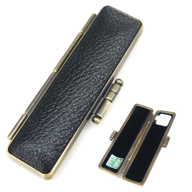 ブロンズケース