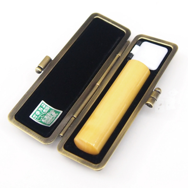 ブロンズ枠ケース本柘