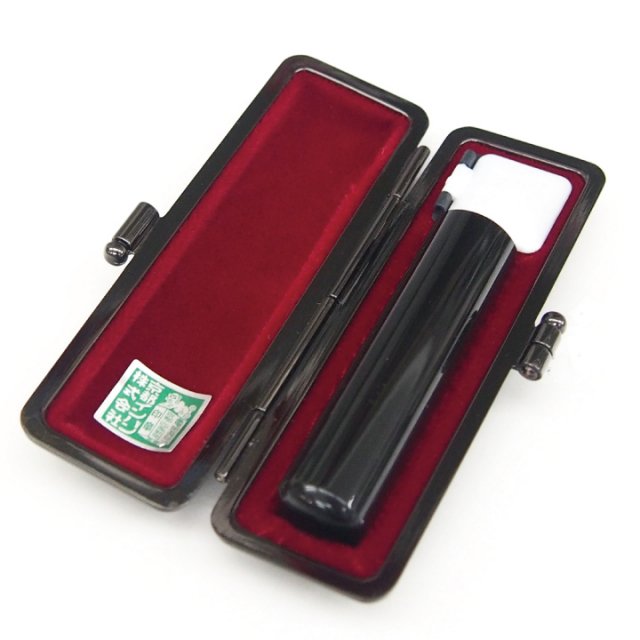 オーストリッチ風ケース黒水牛