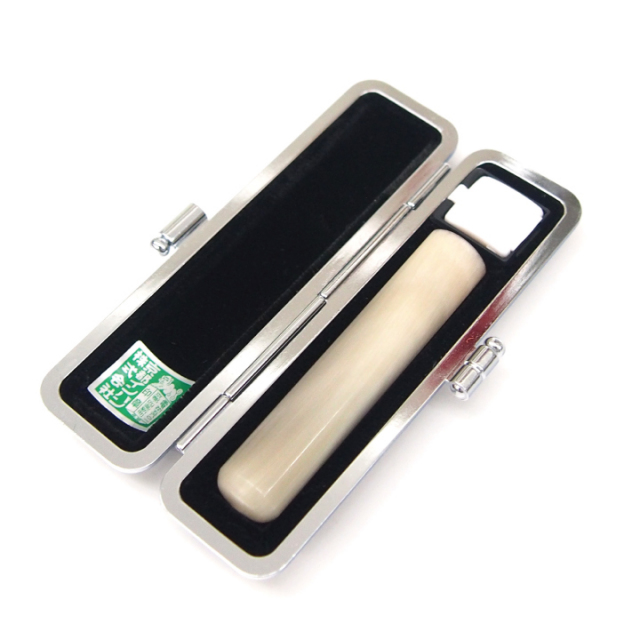 プラチナカラーケース純白