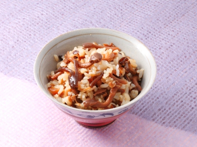 国産きのこ使用　きのこ釜飯2合用「京くらま林」