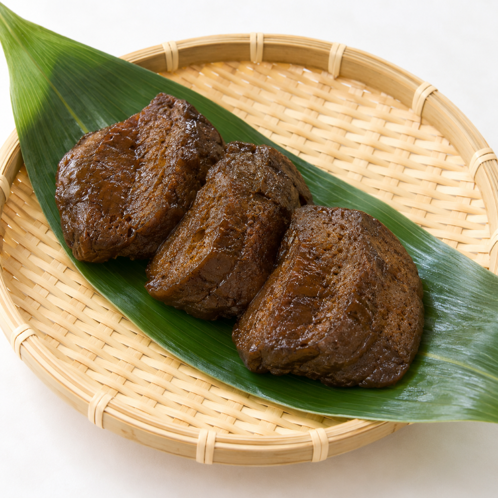 揚げて、じっくり炊き込んで味しみる精進の生麩。利休麩【麩房老舗（ふふさろうほ）】