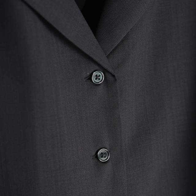 黒いフリル付き半袖シャツワンピース rienda｜フロントZIPフリルシャツワンピース | Rakuten Fashion(楽天