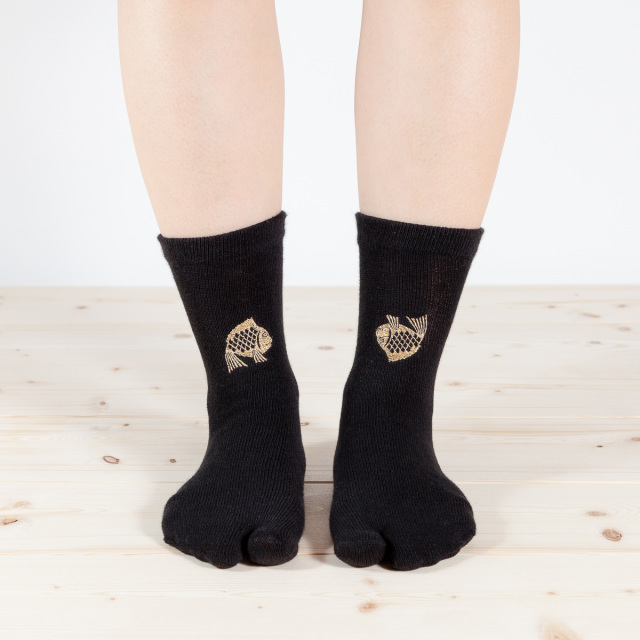 KY18-14B／足袋ソックス／めで鯛〈黒〉