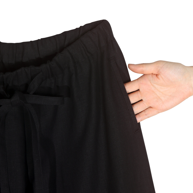 専用です。 マツオインターナショナル 黒 パンツ 専用です。 マツオインターナショナル 黒 パンツ
