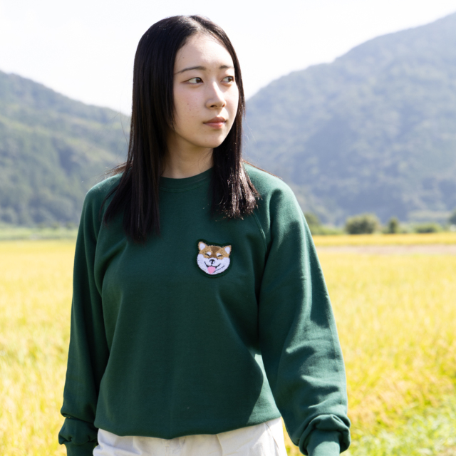 KY87-1215／トレーナー／笑う柴犬(緑)