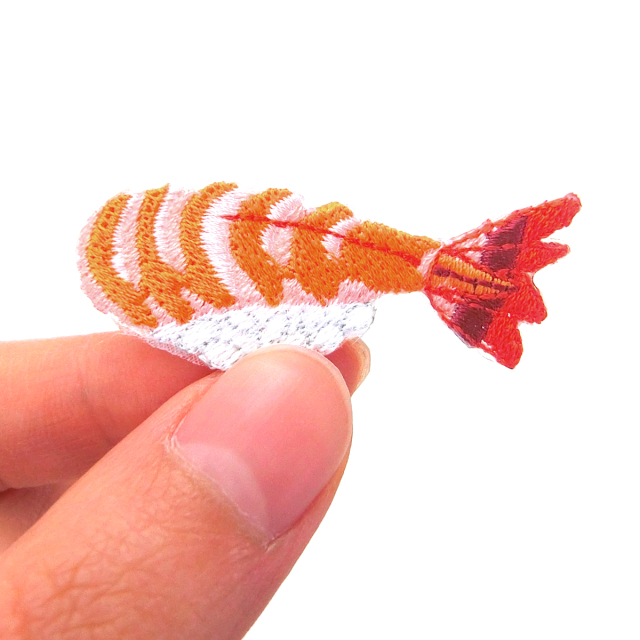 【riekoo様　4点おまとめページ】くるまワッペン くるま 車 アイロン接着のお名前ネームワッペン : 刺繍ザウルス