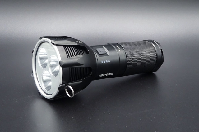 アウトレット）NEXTORCH ネクストーチ 5600｜ライトセンサス