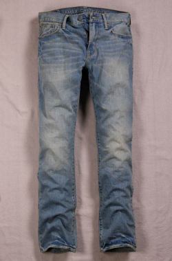 アメリカンイーグル新作ジーンズ/デニム・ジーパン