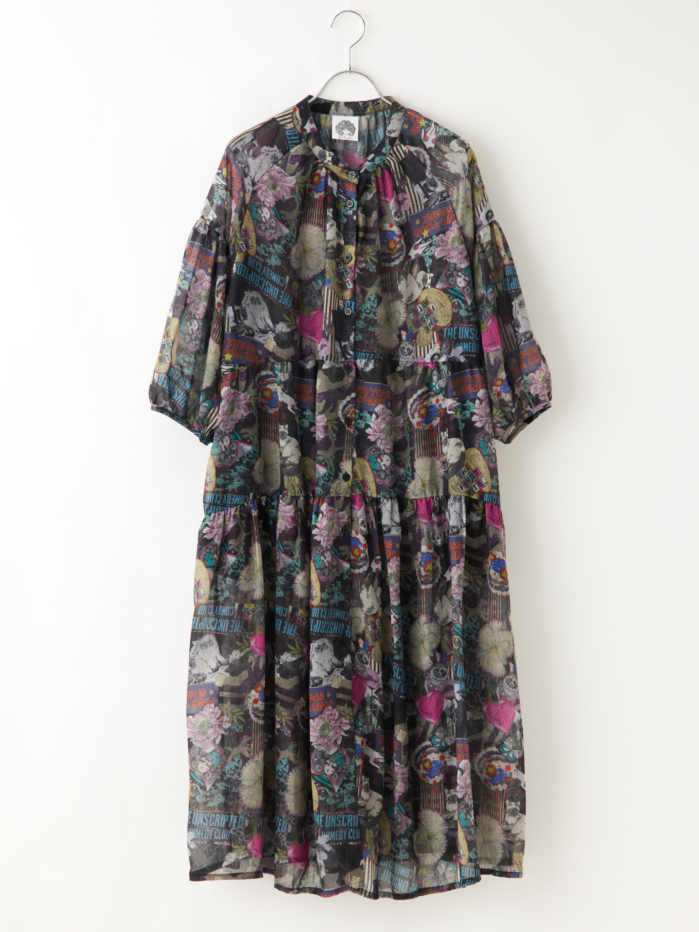 パフスリーブ総柄シアーティアードワンピ