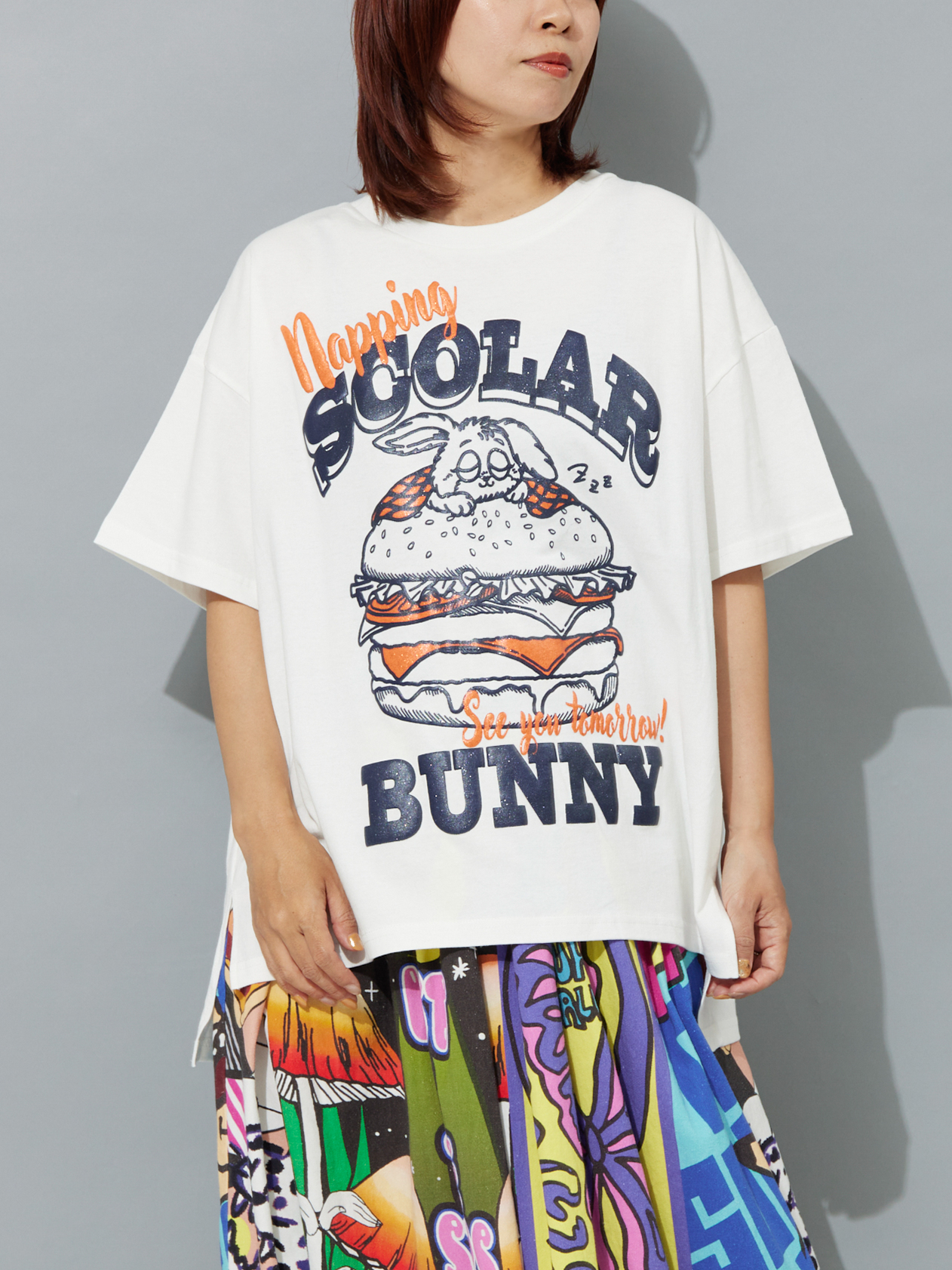 ロゴラメバーガーラビットTシャツ