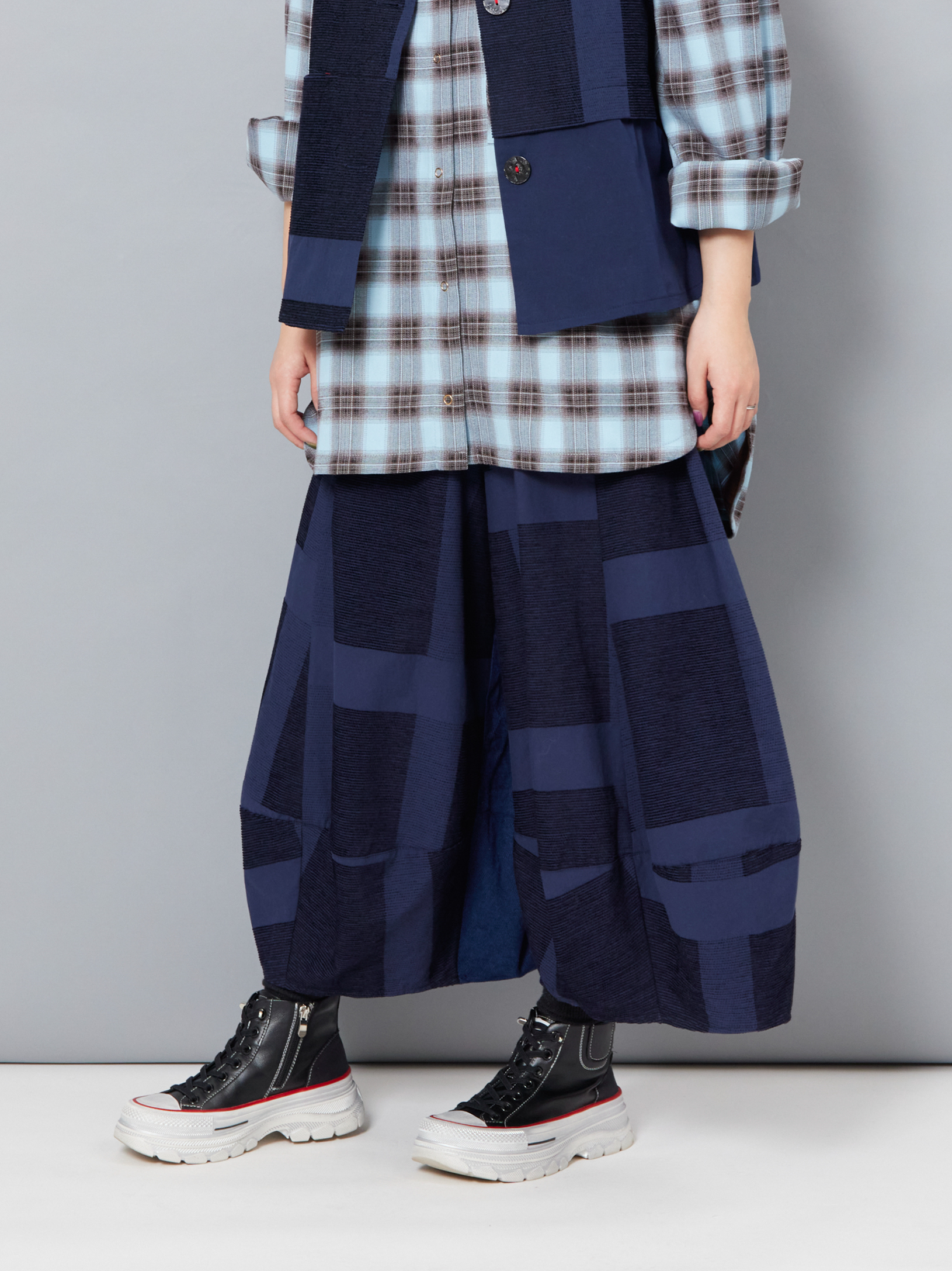 異素材ブロックコーデュロイバルーンパンツ