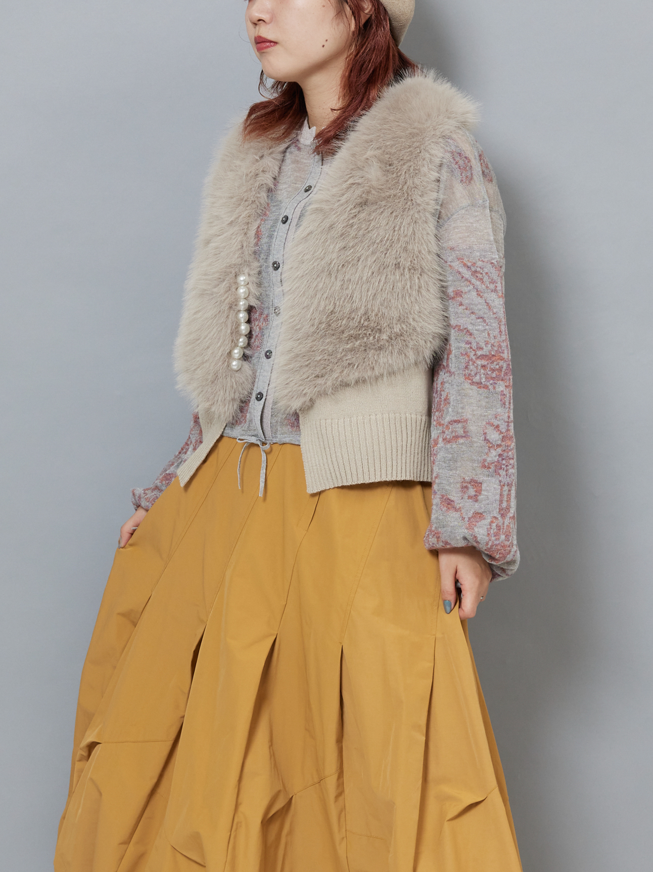 パール付きショートファーベスト la primavera online store