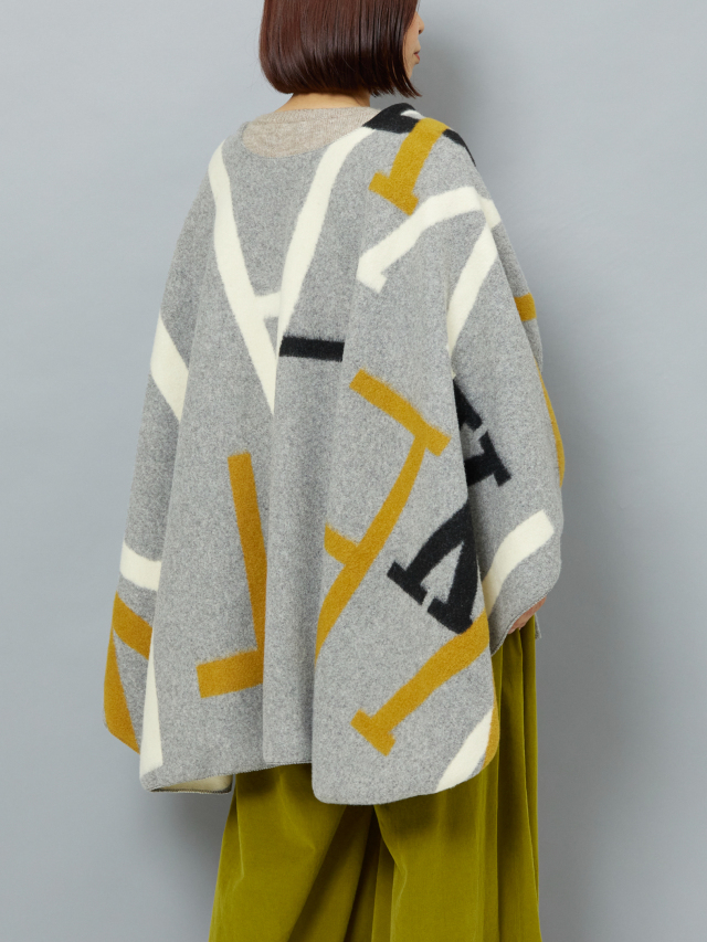 ループ付きカラーロゴBIGポンチョ la primavera online store