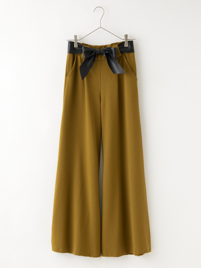 リボンベルト付きワイドパンツ