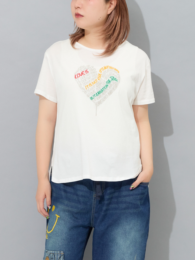 ハート刺繍ラウンドヘムTシャツ