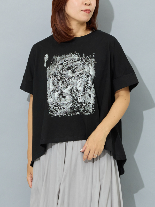 箔テープモチーフヘムラウンドTシャツ