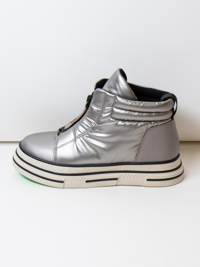 フロントジップ中綿ハイカットスニーカー la primavera online store