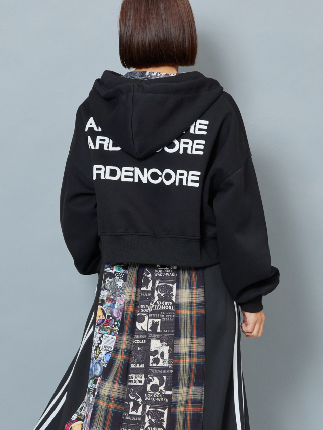 背面ロゴクロップドパーカー la primavera online store