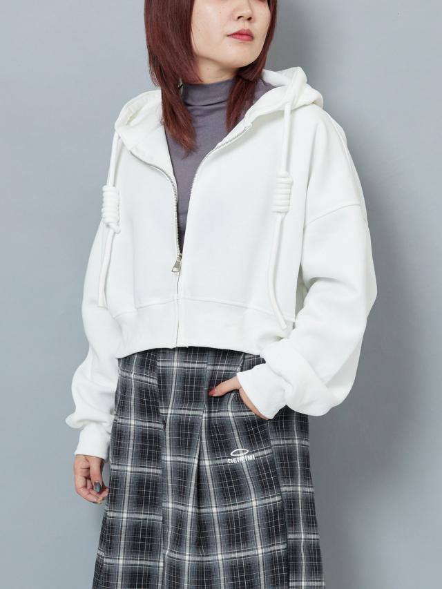 ミ*コ様 【未使用美品】CFCL ミラノリブ　クロップドパーカー 背面ロゴクロップドパーカー la primavera online store