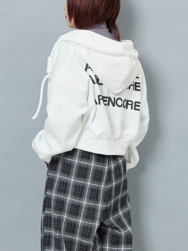 背面ロゴクロップドパーカー la primavera online store