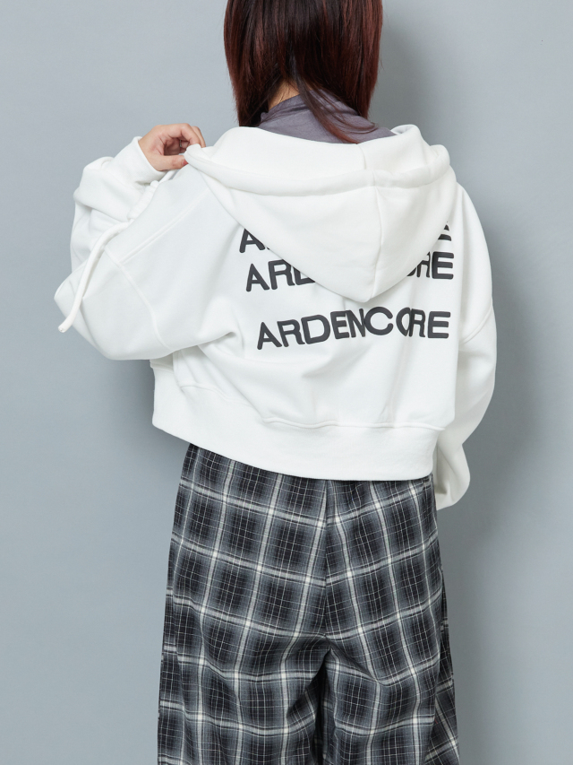 ミ*コ様 【未使用美品】CFCL ミラノリブ　クロップドパーカー Hatsunex “MITERU” Zip upパーカー（フラミンゴアッシュ