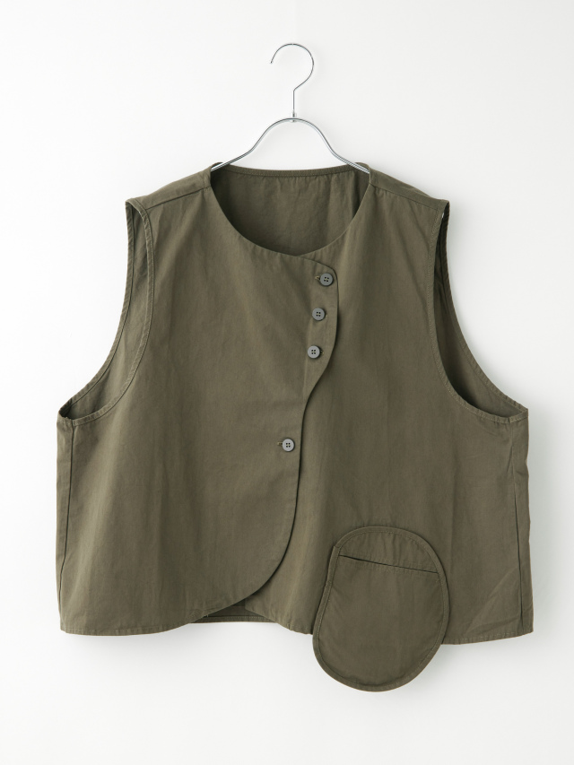 The Calee　ベスト　ストライプ　上質　裏地有　4ボタン　3ポケット　古着 The Calee ベスト ストライプ 上質 裏地有 4ボタン 3ポケット 古着