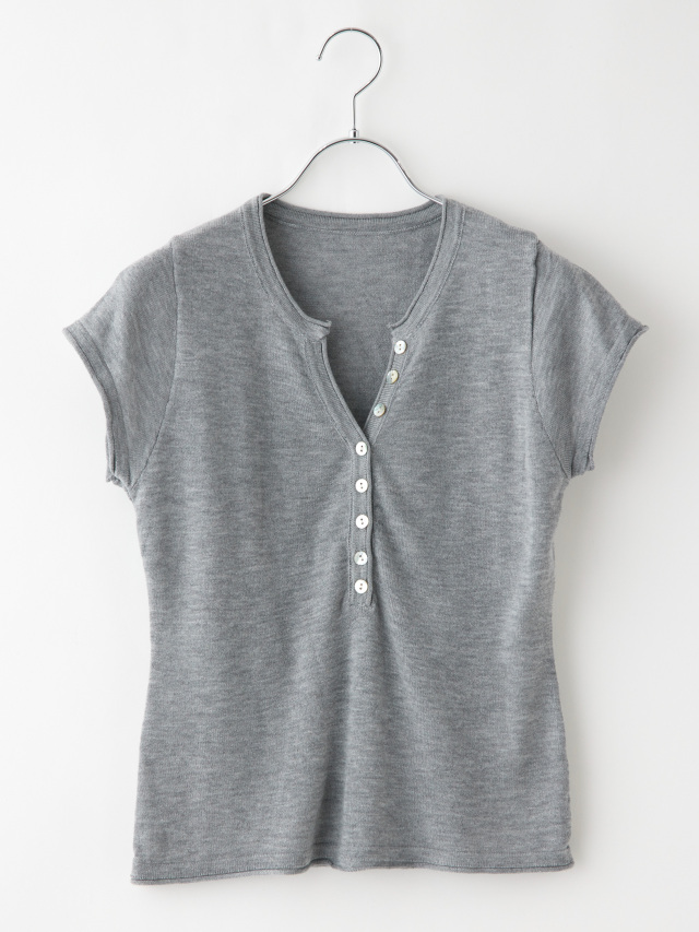 ヘンリーネック半袖ニット