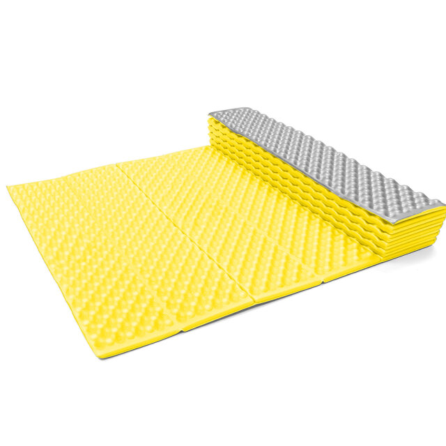 キャンプ マット キャンプ用品 [ アルミコーティングで熱を逃がさない