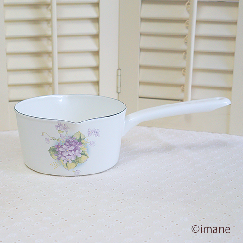 スミレ 両口ミルクパン  [ご予約商品]