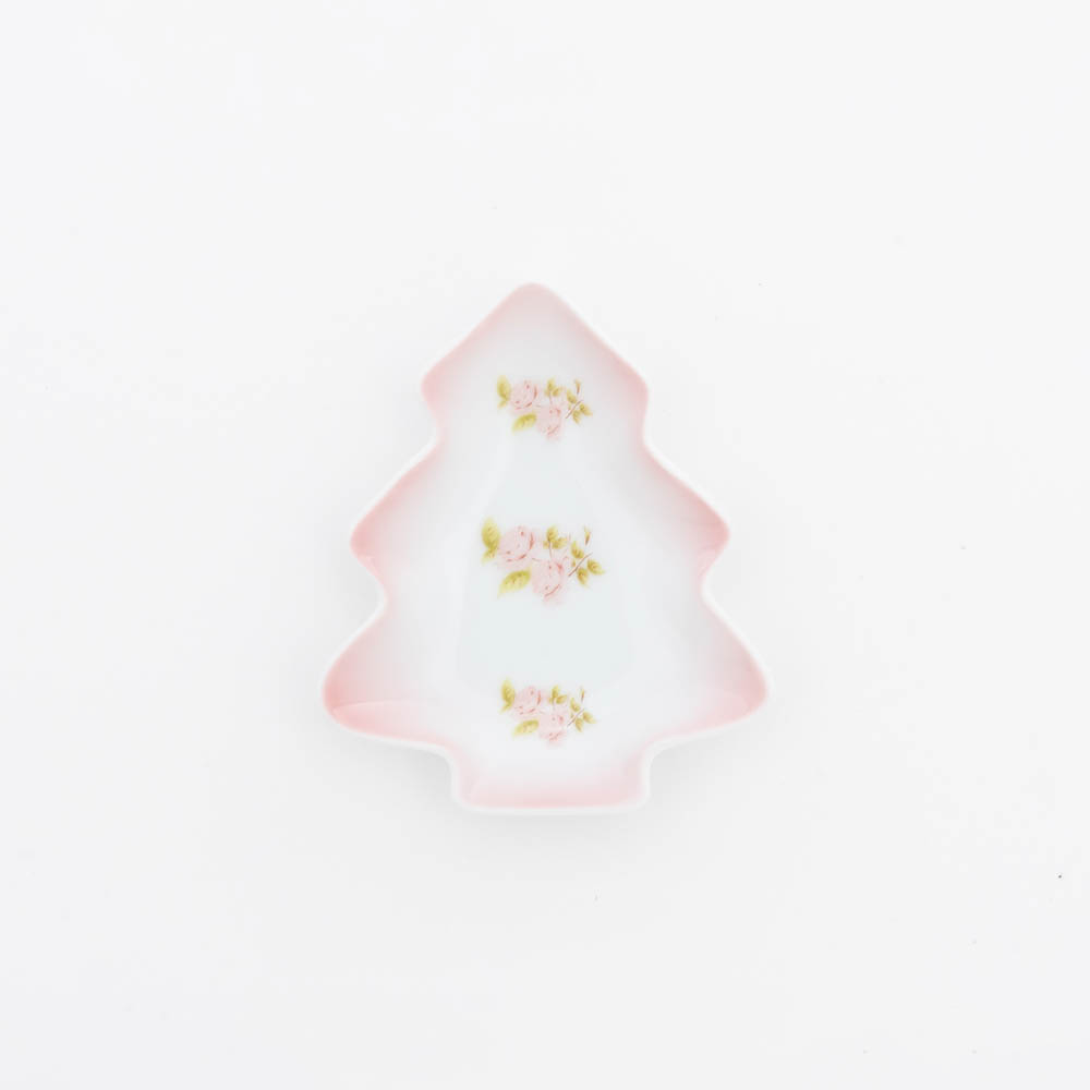 イマン、ダイアナローズ、バスケットローズ、クリスマスツリーとリース