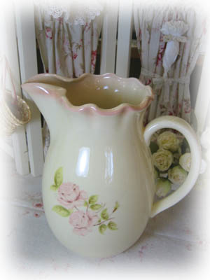 ダイアナローズ フリルジャグ