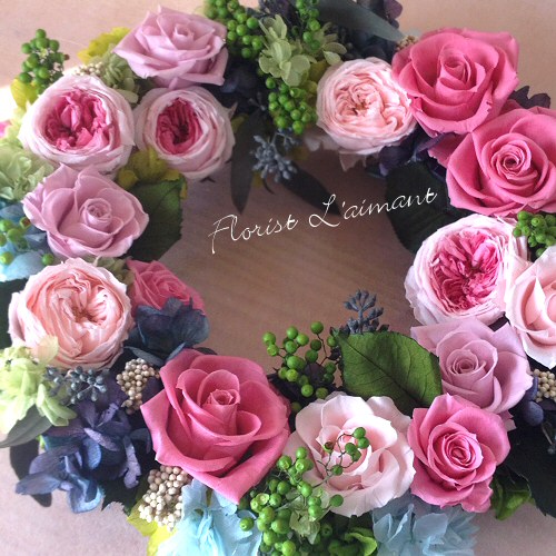 淡いガーベラ♡たっぷりローズのナチュラル春リース