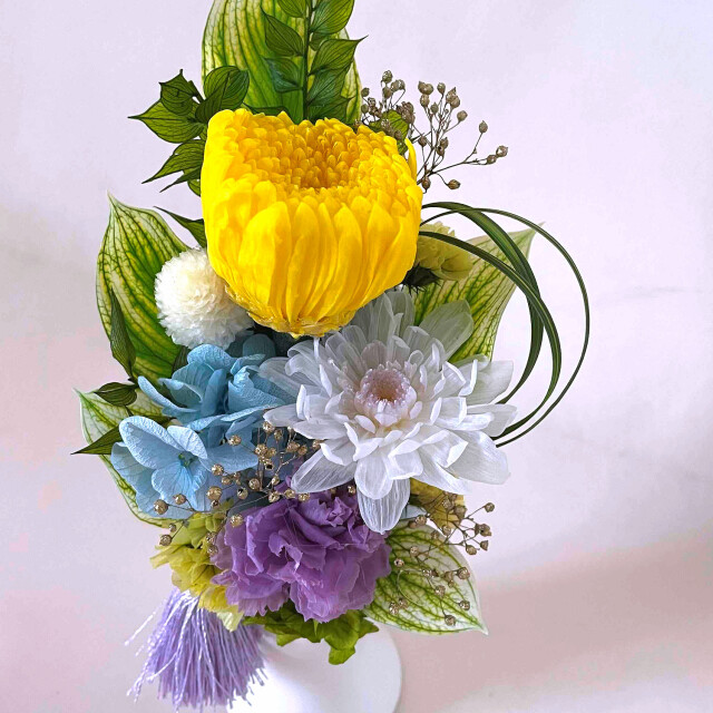 お供え 仏花 プリザーブドフラワー 対 ケース入り 菊 仏壇用 しのぶ